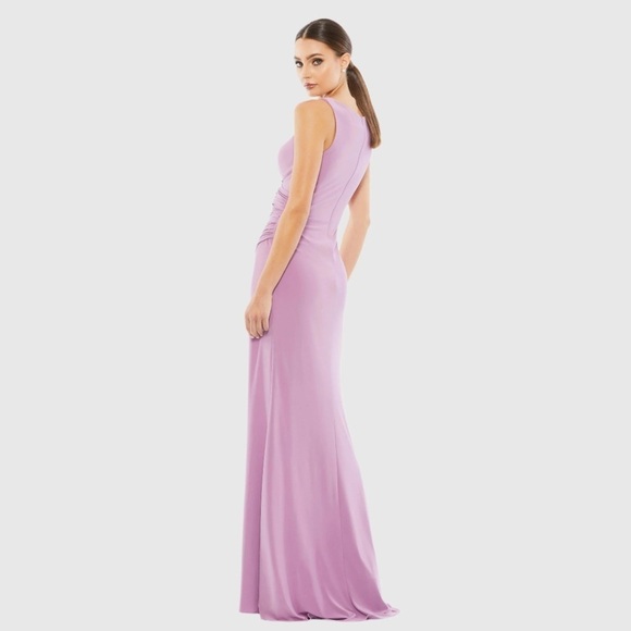 IEENA FOR MAC DUGGAL 26513 NWOT Ruched Stretch Jersey V-Neck Gown in Lilac - Picture 2 of 6